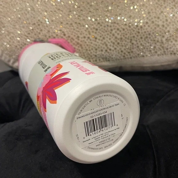 Stanley Mother’s Day Special Edition 24oz IceFlow Aerolight FlipStraw - Picture 6 of 6